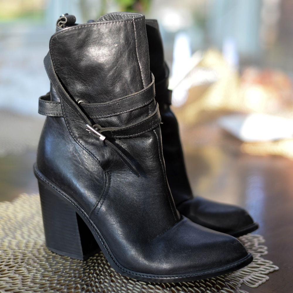 Diesel Women's Black Leather Heeled Boots